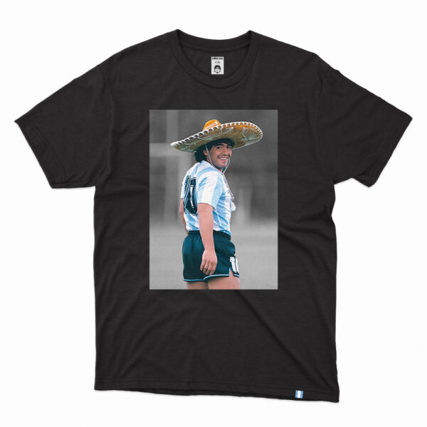 camiseta diego maradona con sombrero